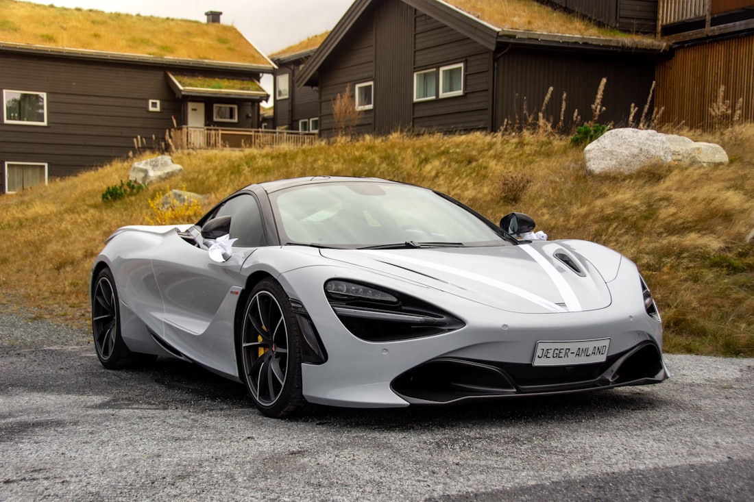 McLaren coupe
